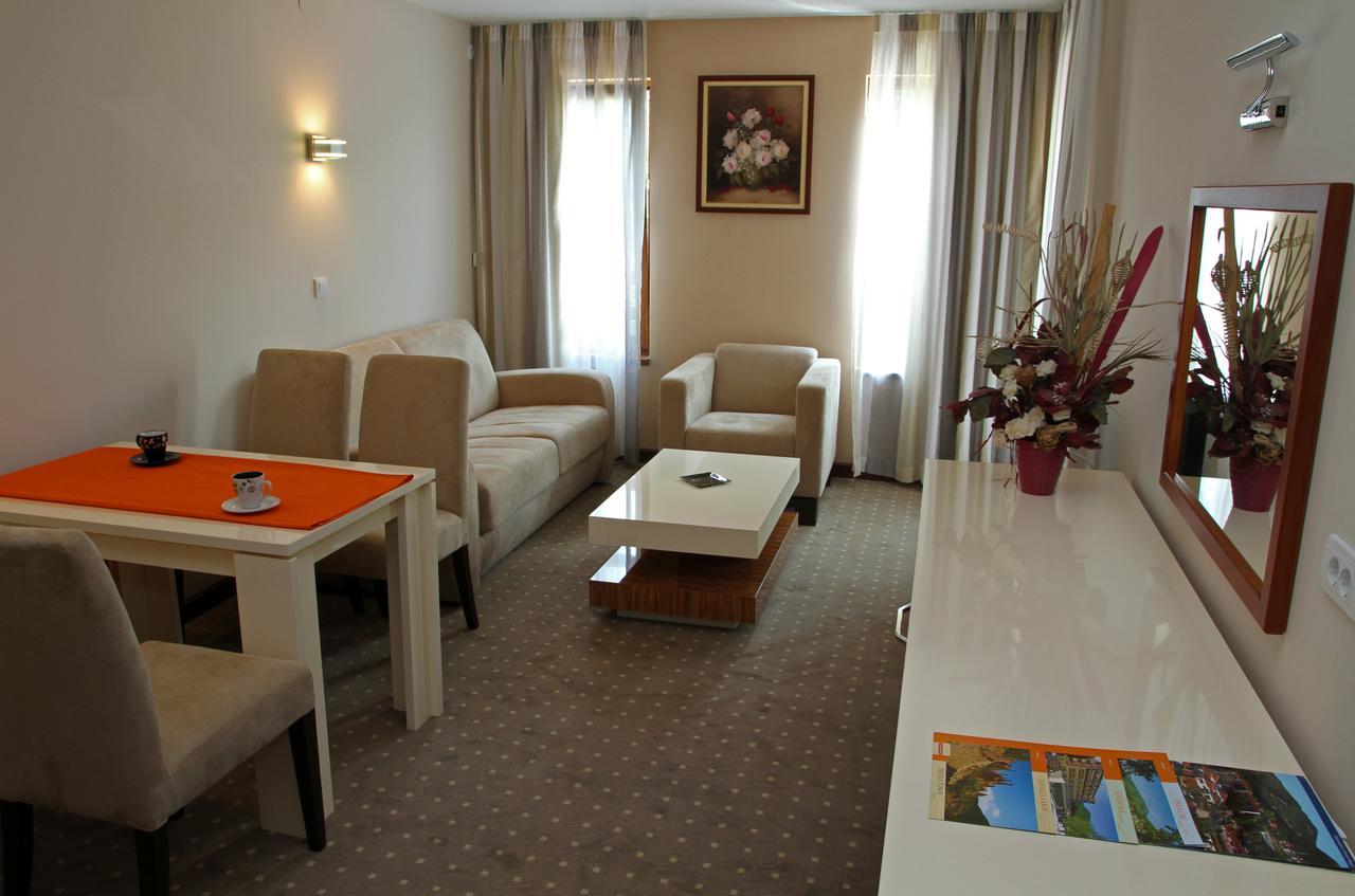 Hotel Radan Prolom Banja Prolomska Banja ภายนอก รูปภาพ