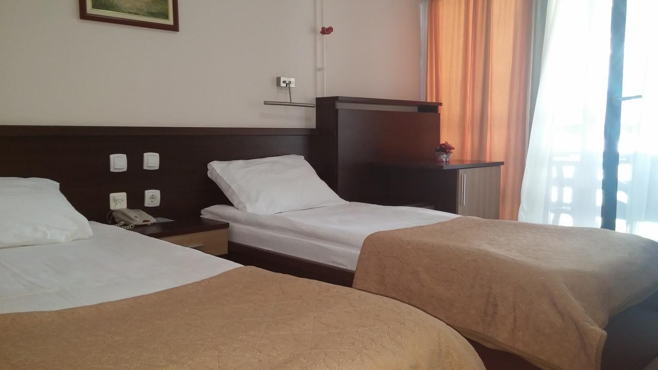 Hotel Radan Prolom Banja Prolomska Banja ภายนอก รูปภาพ